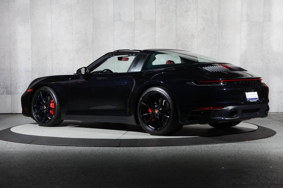 2024 Porsche 911 Targa 4S — photo 9