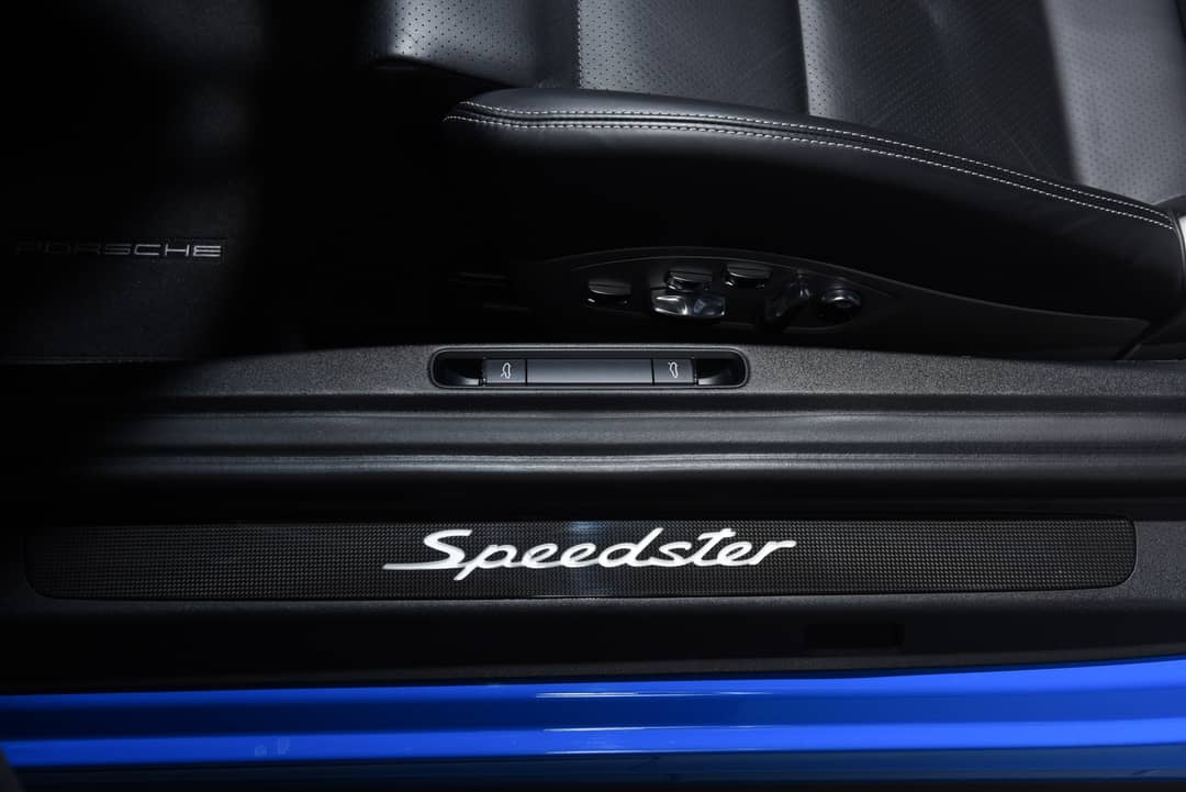 2019 Porsche 911 Speedster — photo 32