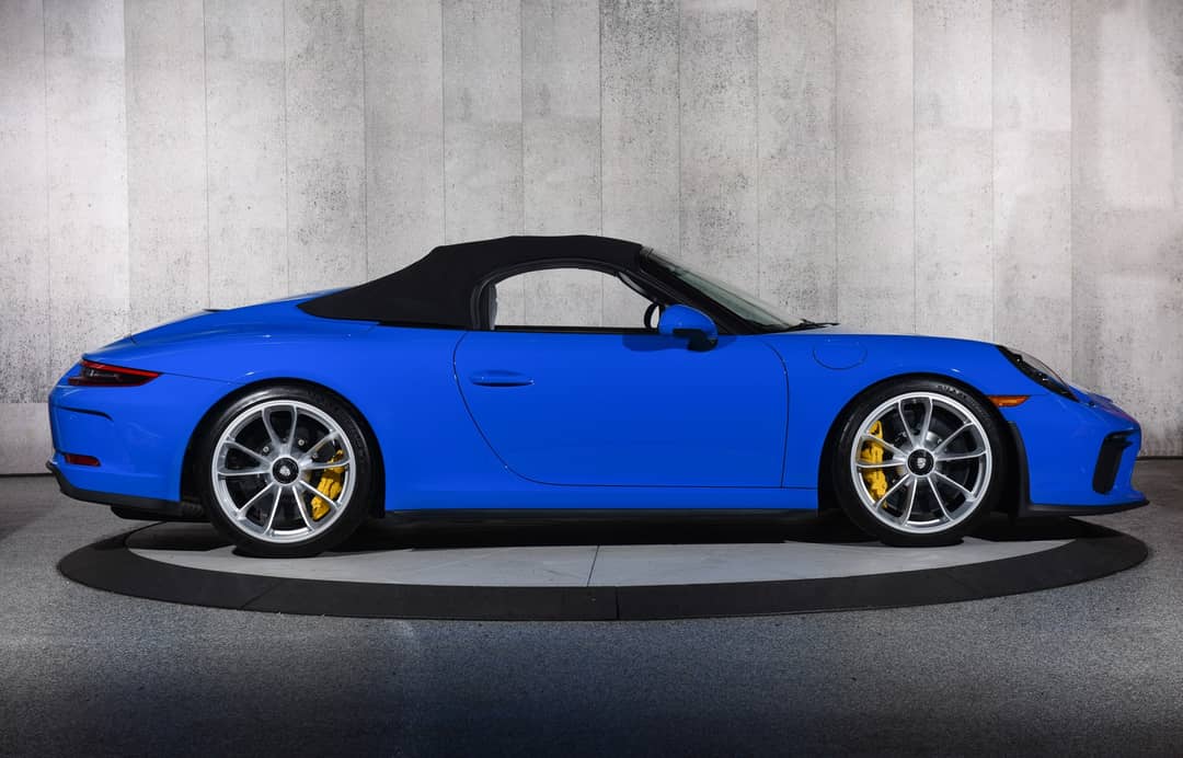 2019 Porsche 911 Speedster — photo 9