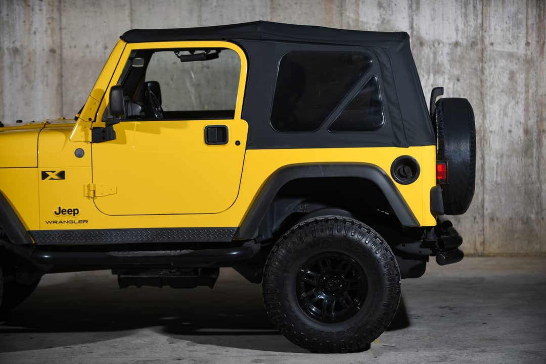 2004 Jeep Wrangler X — photo 12