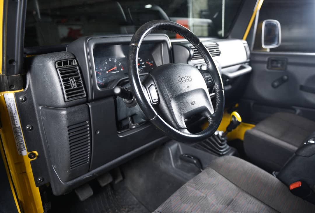 2004 Jeep Wrangler X — photo 19