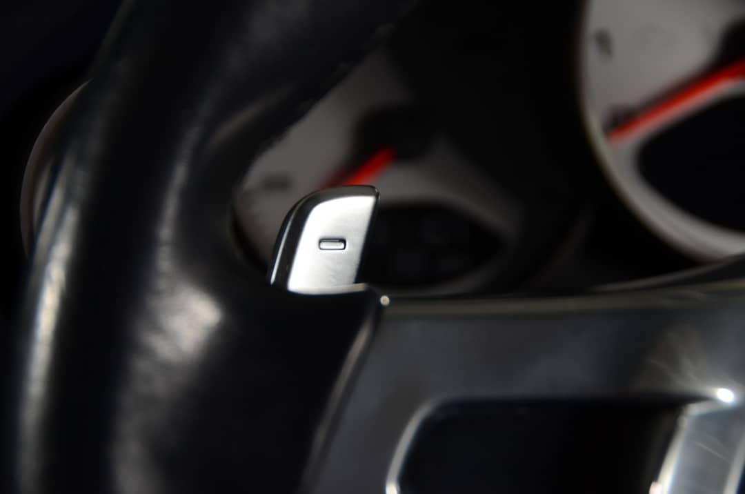 2011 Porsche 911 Carrera 4S — photo 19