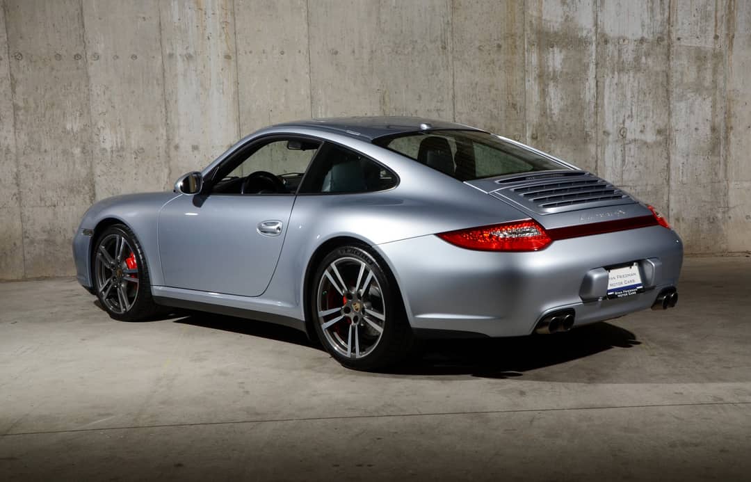 2011 Porsche 911 Carrera 4S — photo 9