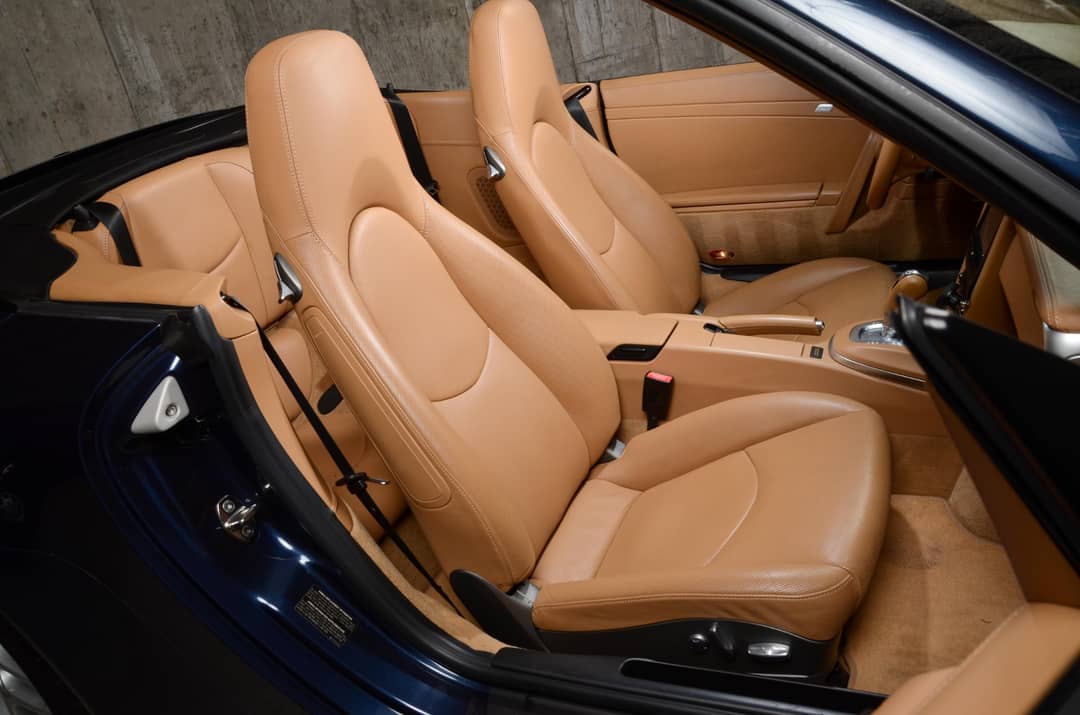 2012 Porsche 911 Carrera 4S — photo 18