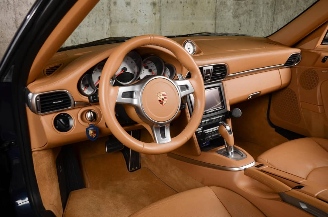 2012 Porsche 911 Carrera 4S — photo 4