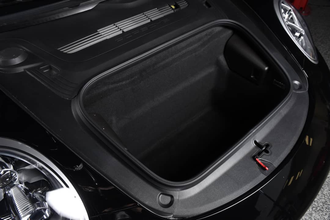 2018 Porsche 911 Targa 4S — photo 23