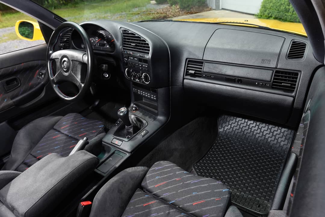 1994 BMW M3 — photo 27