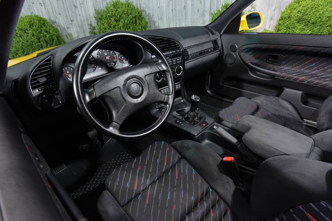 1994 BMW M3 — photo 29