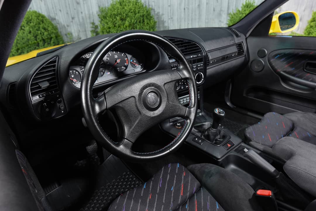 1994 BMW M3 — photo 30