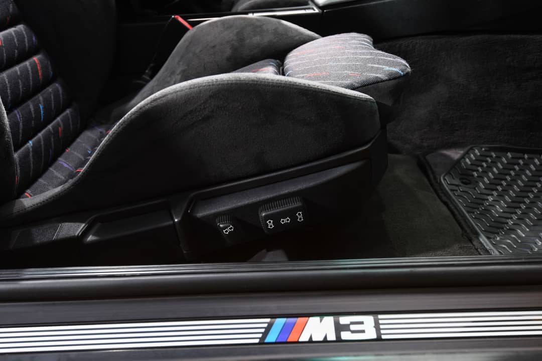 1994 BMW M3 — photo 39