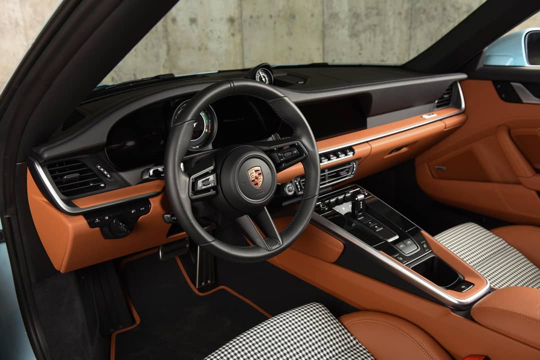 2024 Porsche 911 Targa 4S — photo 4