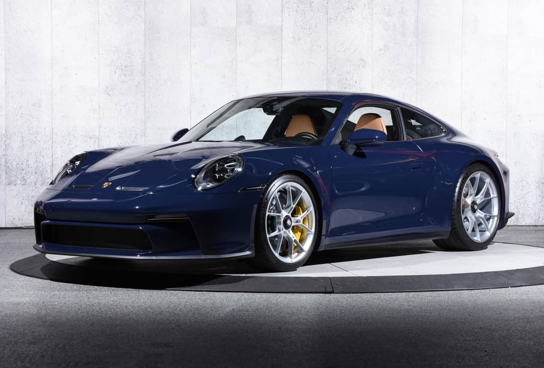 2022 Porsche 911 GT3 Touring — photo 2