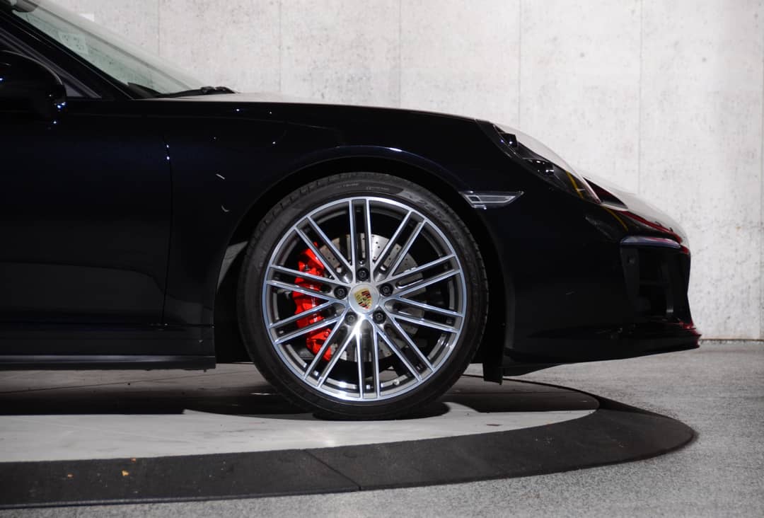 2019 Porsche 911 Targa 4S — photo 12