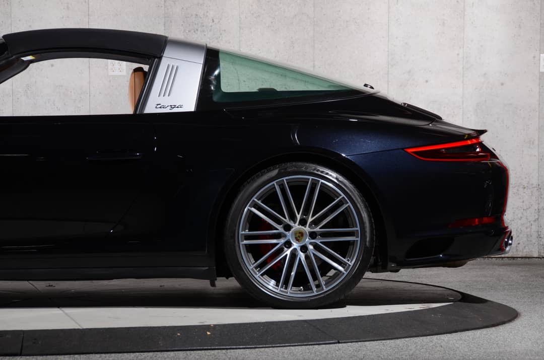 2019 Porsche 911 Targa 4S — photo 15
