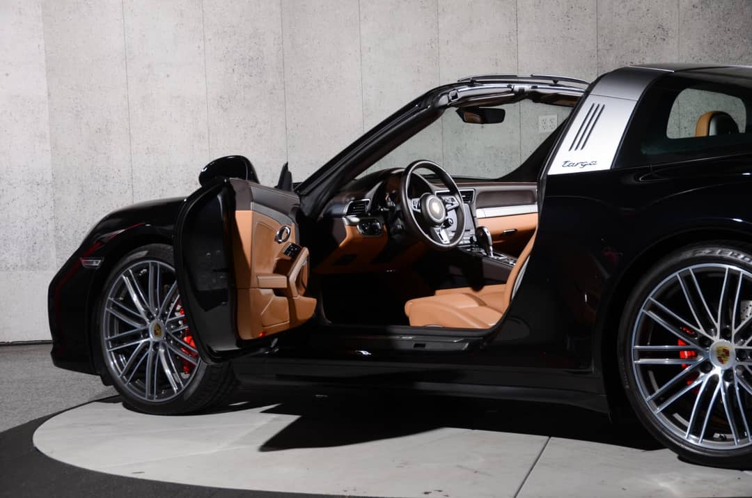 2019 Porsche 911 Targa 4S — photo 19