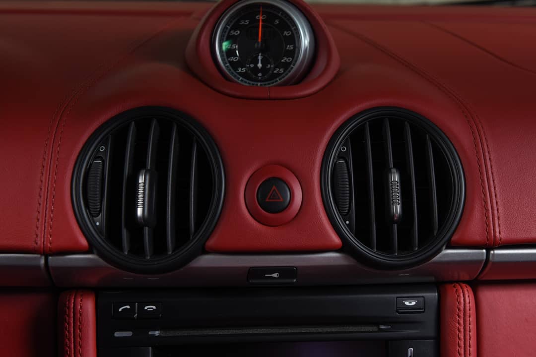 2011 Porsche Boxster Spyder — photo 24