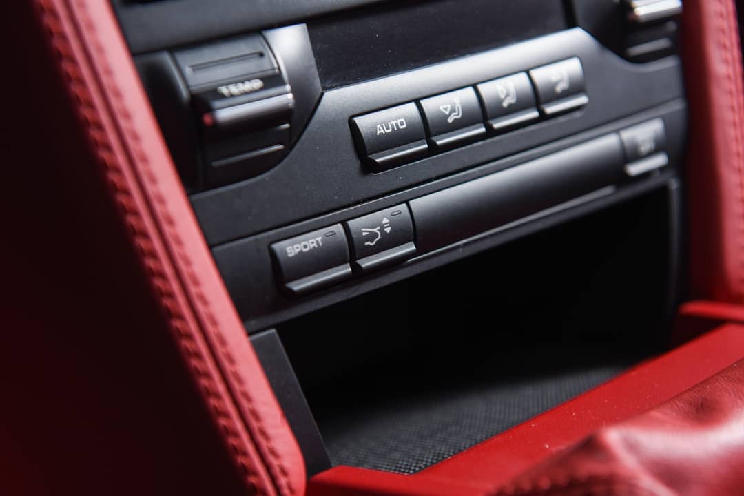 2011 Porsche Boxster Spyder — photo 27