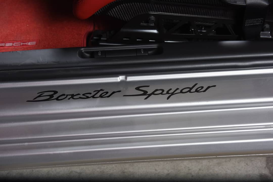 2011 Porsche Boxster Spyder — photo 28