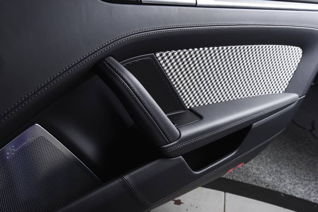 2024 Porsche 911 Turbo S — photo 23