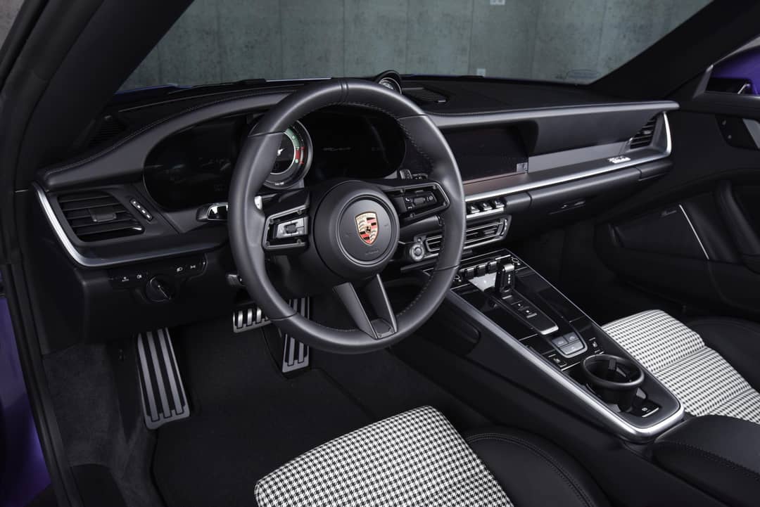 2024 Porsche 911 Turbo S — photo 5