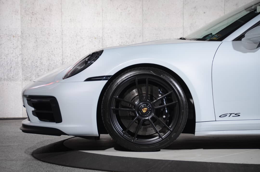 2024 Porsche 911 Carrera GTS — photo 14