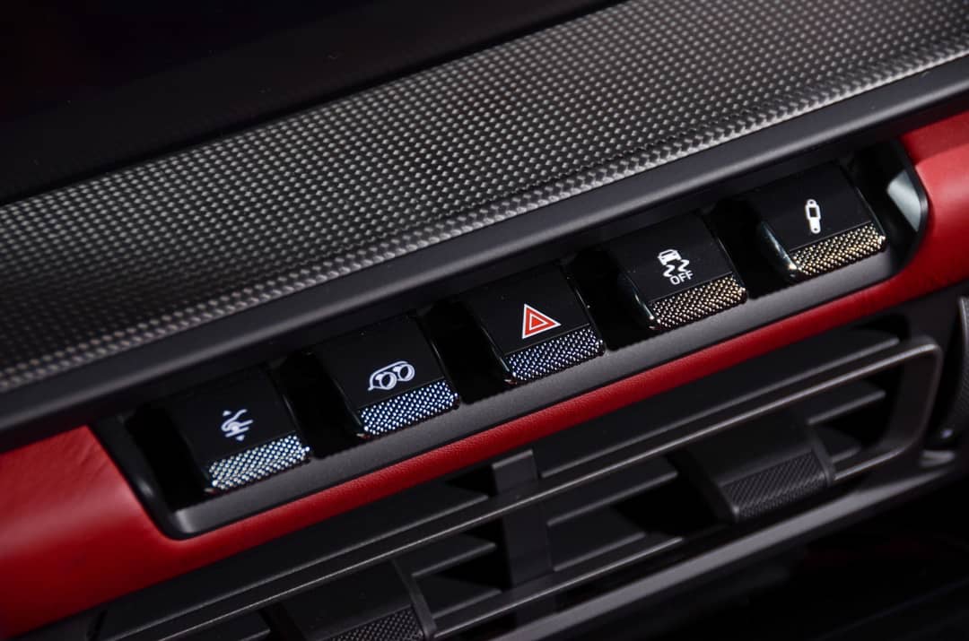 2024 Porsche 911 Carrera GTS — photo 27