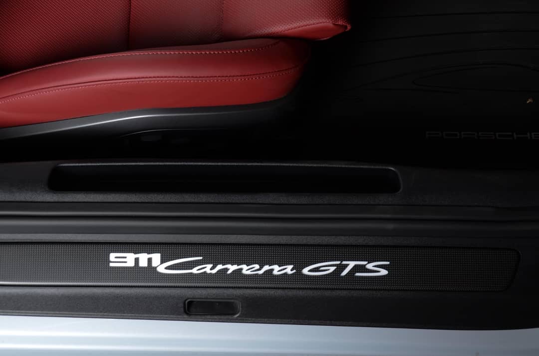 2024 Porsche 911 Carrera GTS — photo 30