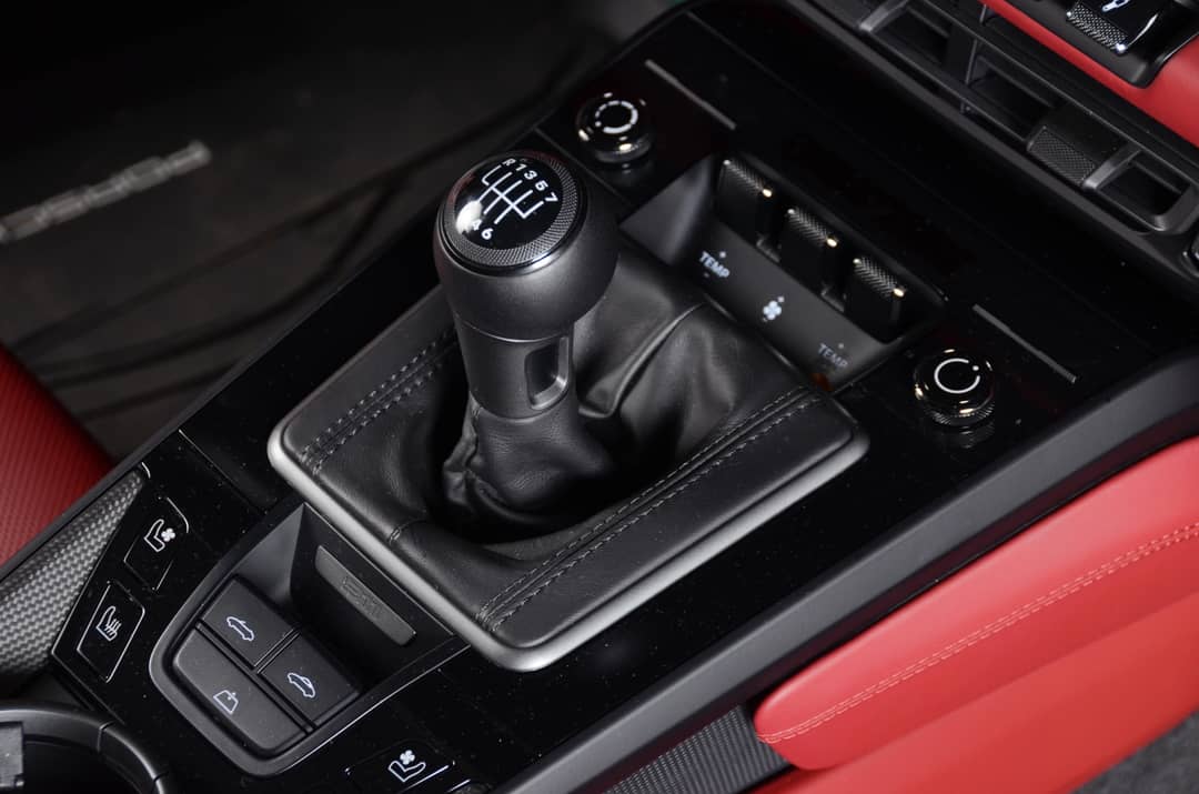2024 Porsche 911 Carrera GTS — photo 7