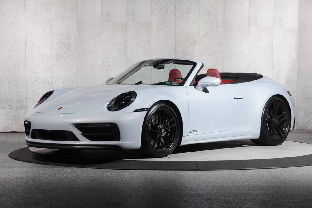 2024 Porsche 911 Carrera GTS — photo 8