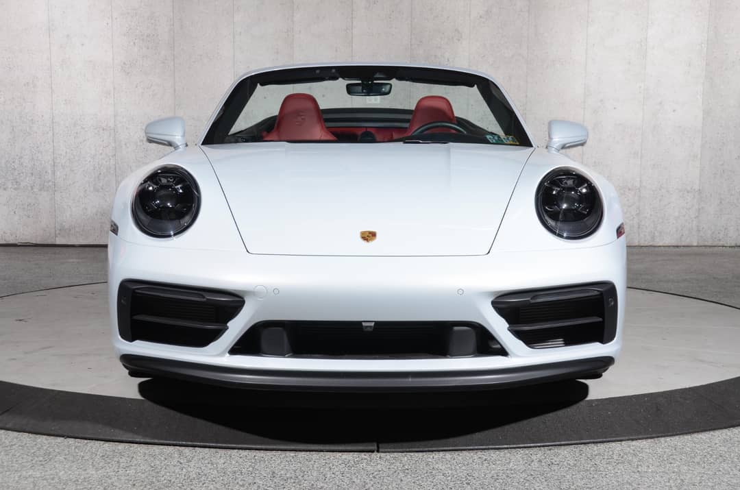 2024 Porsche 911 Carrera GTS — photo 10