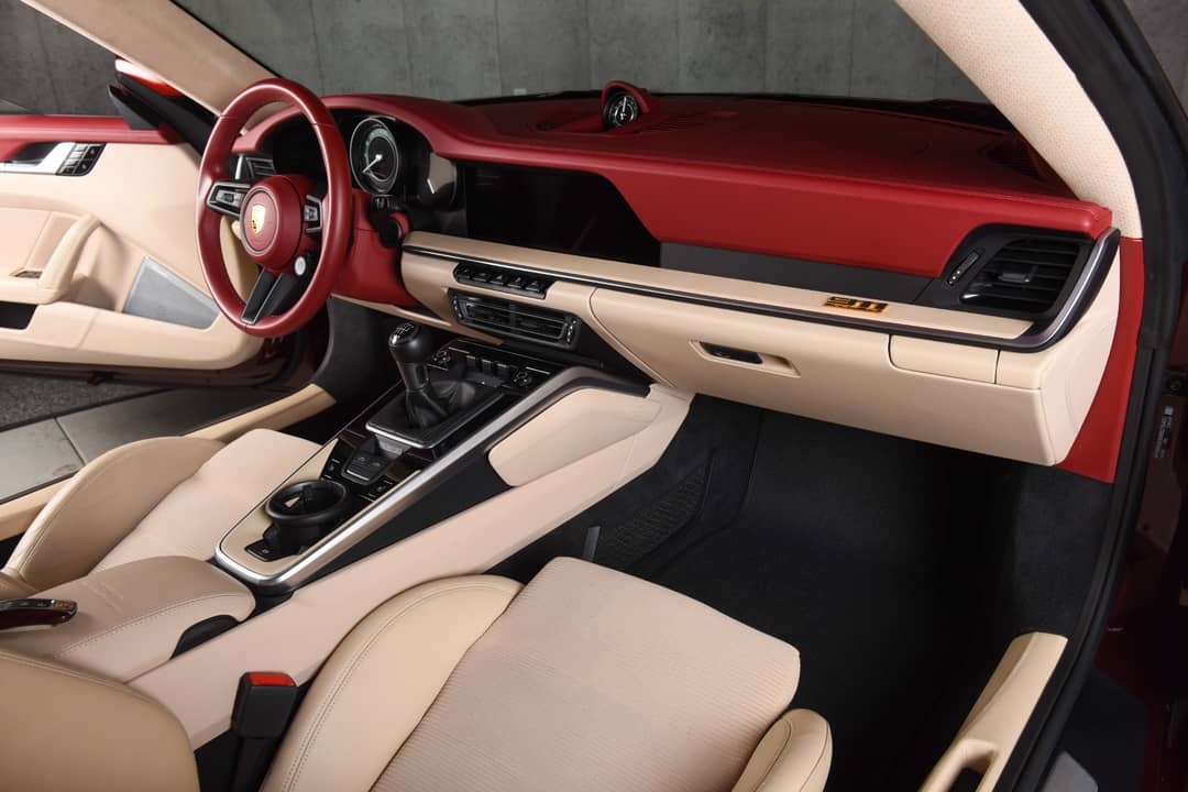 2021 Porsche 911 Targa 4S Heritage Edition — photo 17