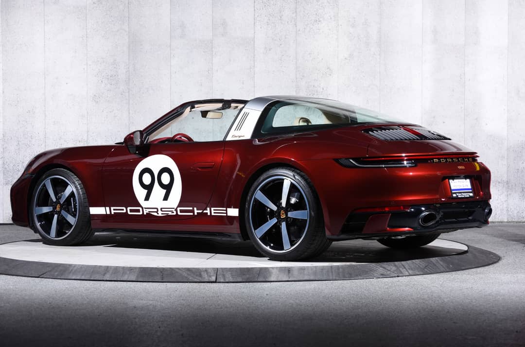2021 Porsche 911 Targa 4S Heritage Edition — photo 3