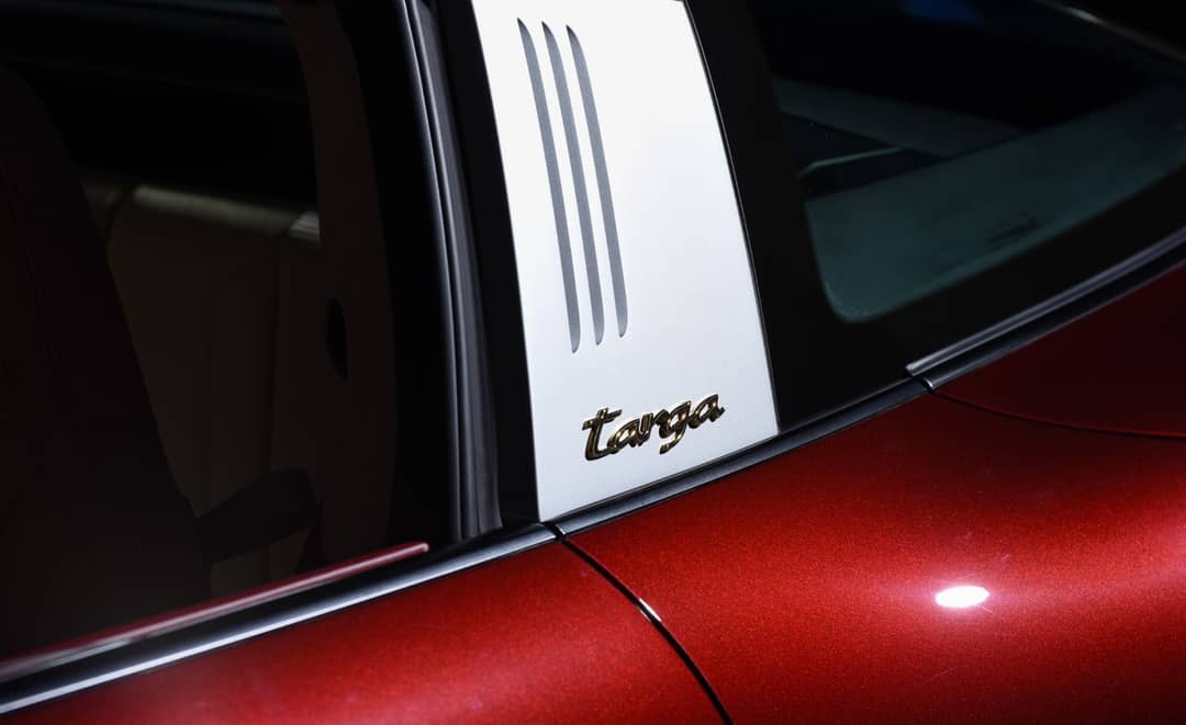 2021 Porsche 911 Targa 4S Heritage Edition — photo 8