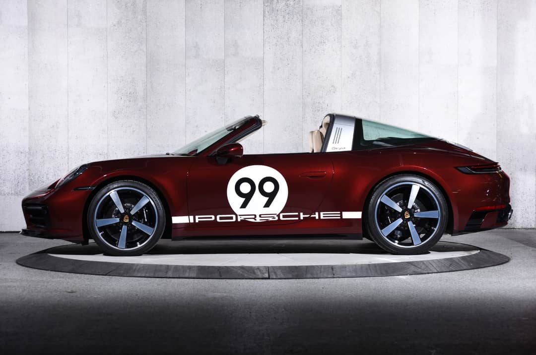 2021 Porsche 911 Targa 4S Heritage Edition — photo 9