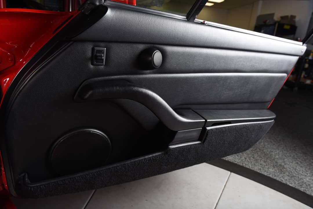 1996 Porsche 911 Carrera 4S — photo 30