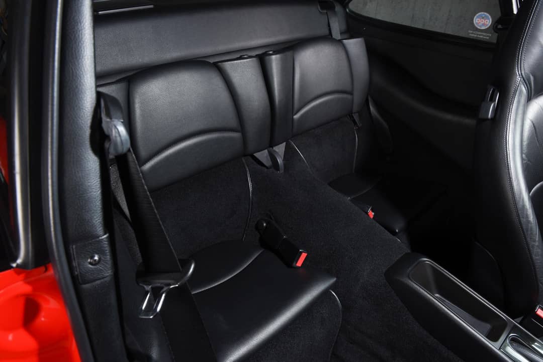 1996 Porsche 911 Carrera 4S — photo 32
