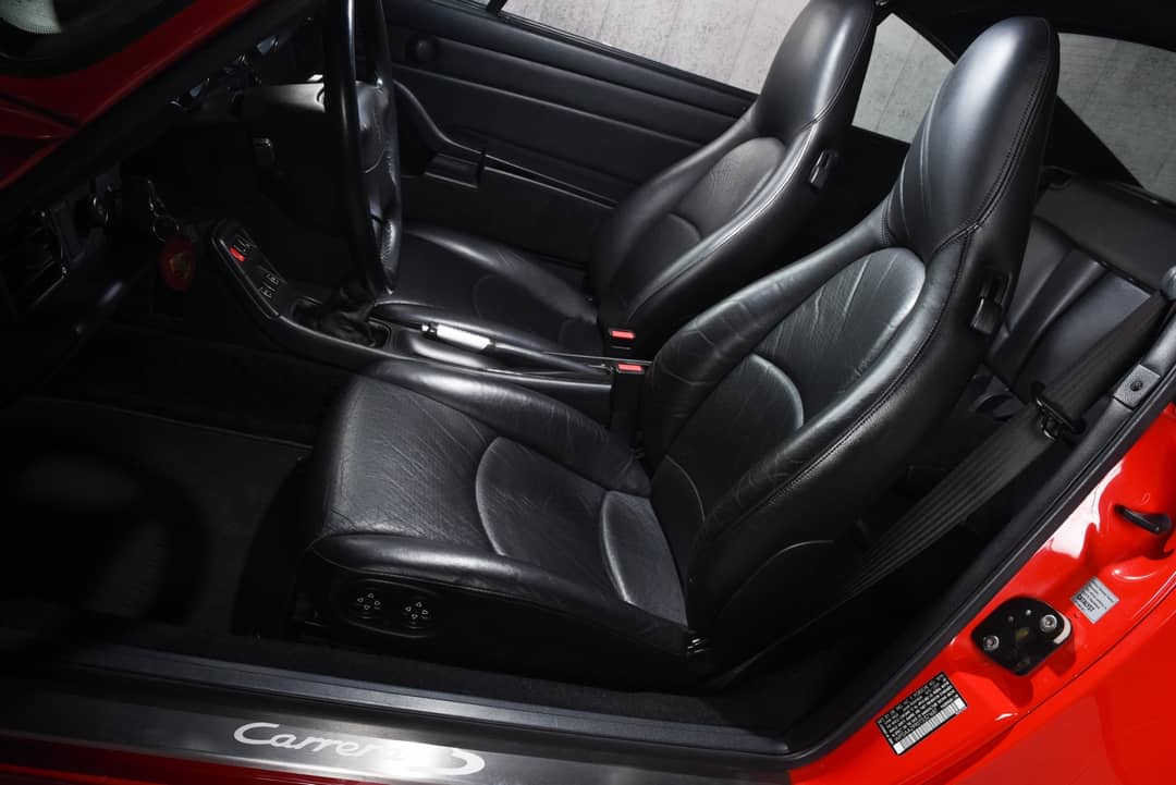 1996 Porsche 911 Carrera 4S — photo 6