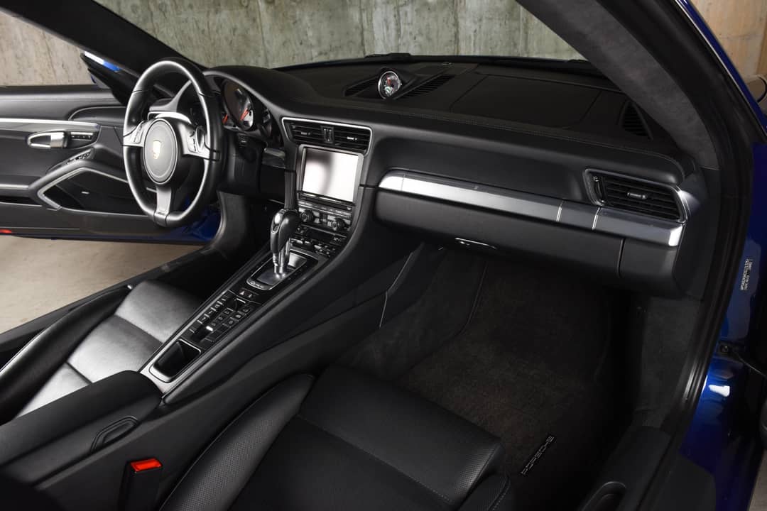 2013 Porsche 911 Carrera S — photo 17