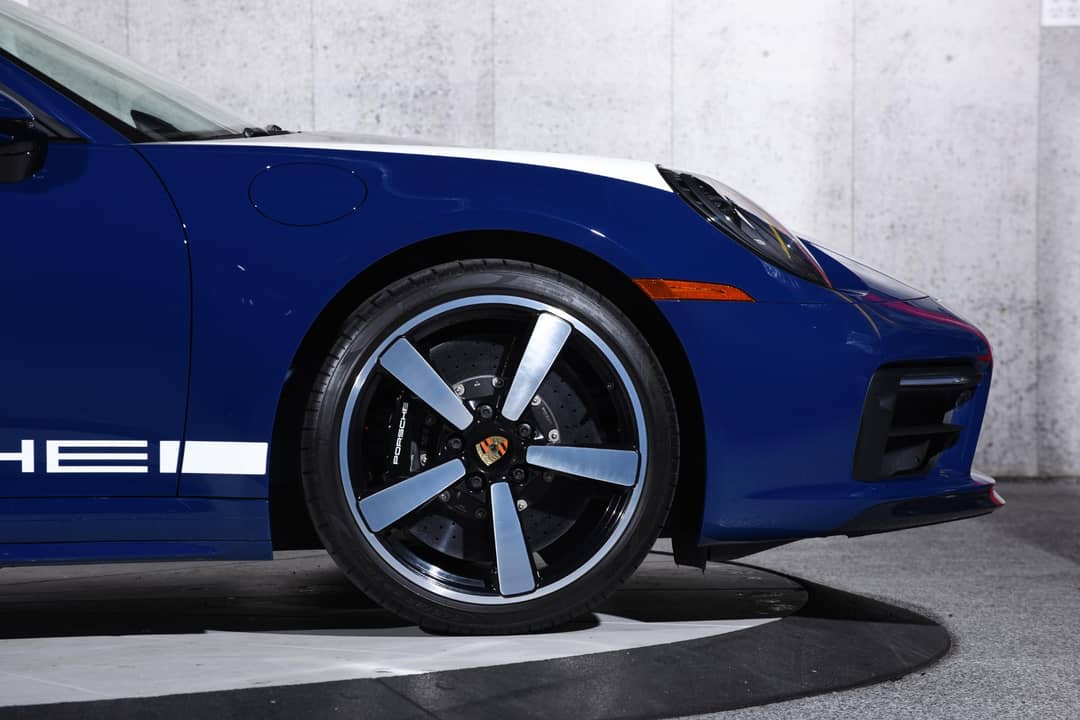 2021 Porsche 911 Targa 4S Heritage Edition — photo 18