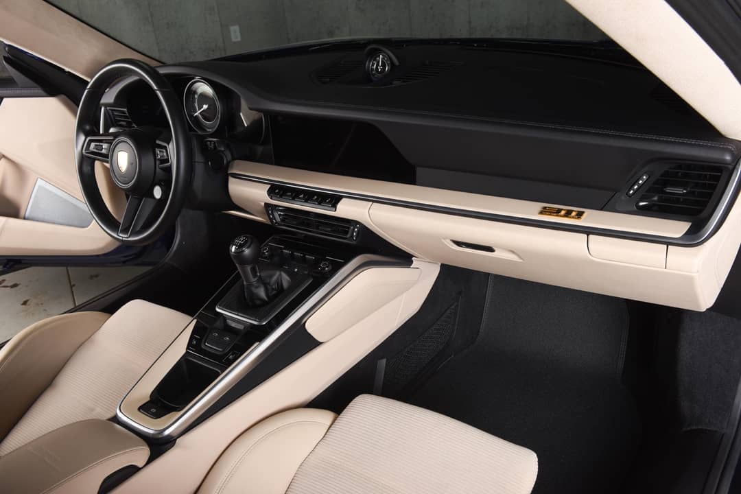 2021 Porsche 911 Targa 4S Heritage Edition — photo 26