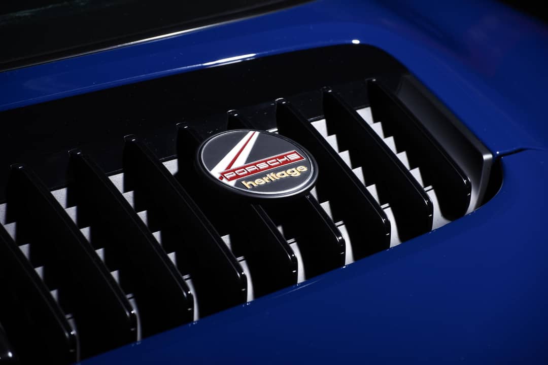 2021 Porsche 911 Targa 4S Heritage Edition — photo 9
