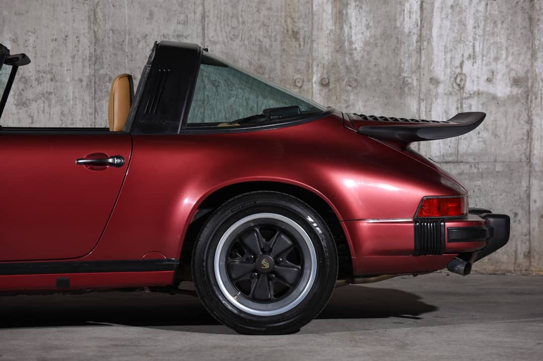 1989 Porsche 911 Targa — photo 14