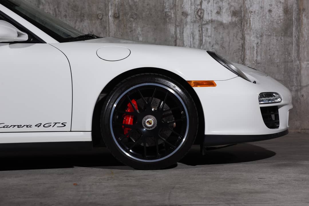 2012 Porsche 911 Carrera 4 GTS — photo 12