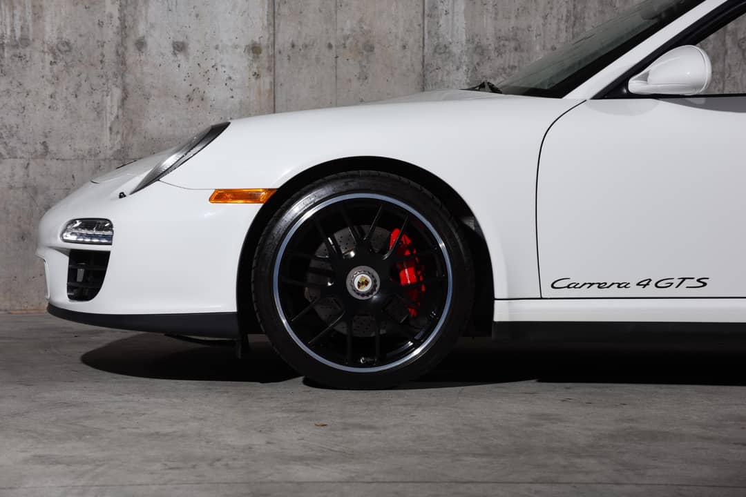 2012 Porsche 911 Carrera 4 GTS — photo 13