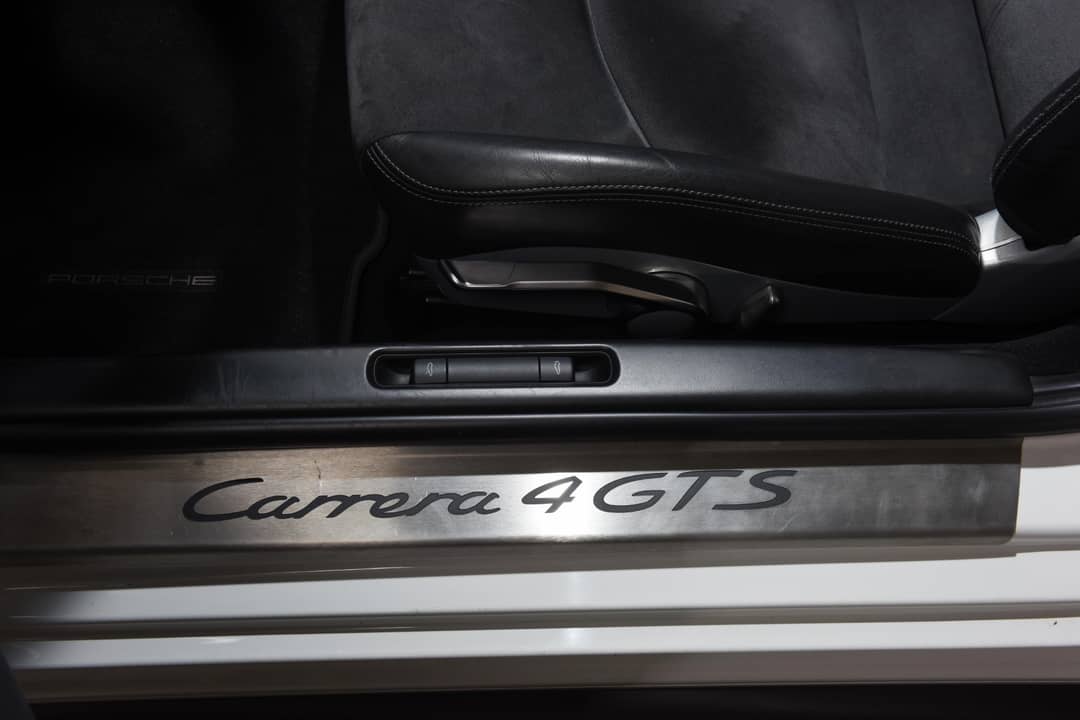 2012 Porsche 911 Carrera 4 GTS — photo 28