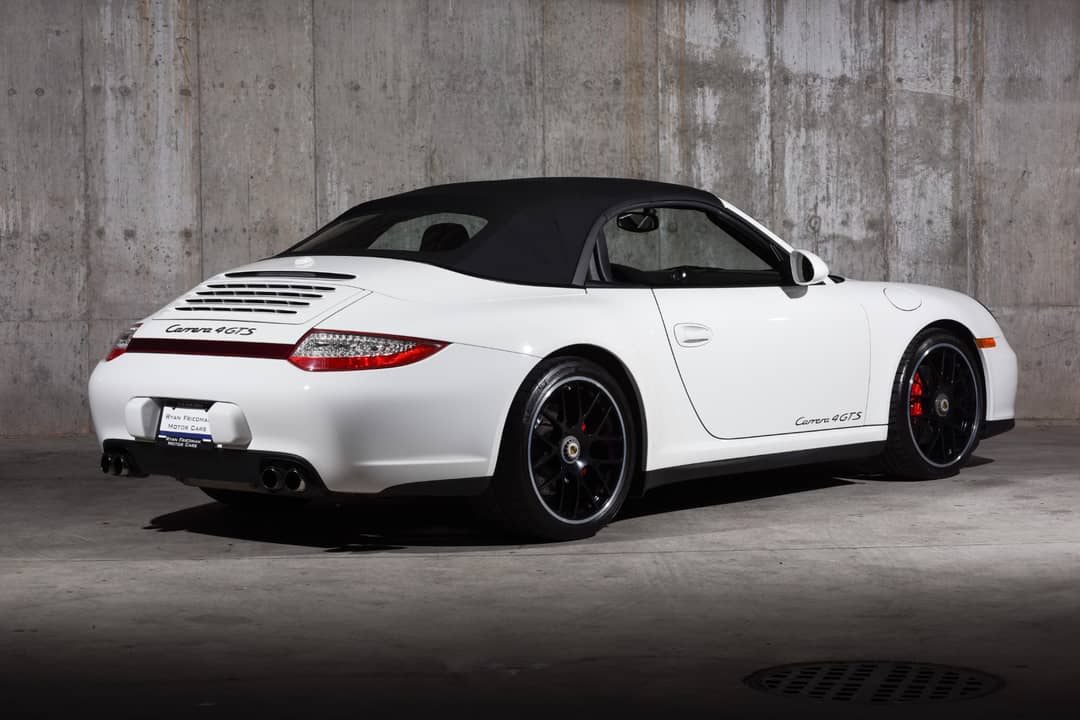 2012 Porsche 911 Carrera 4 GTS — photo 33