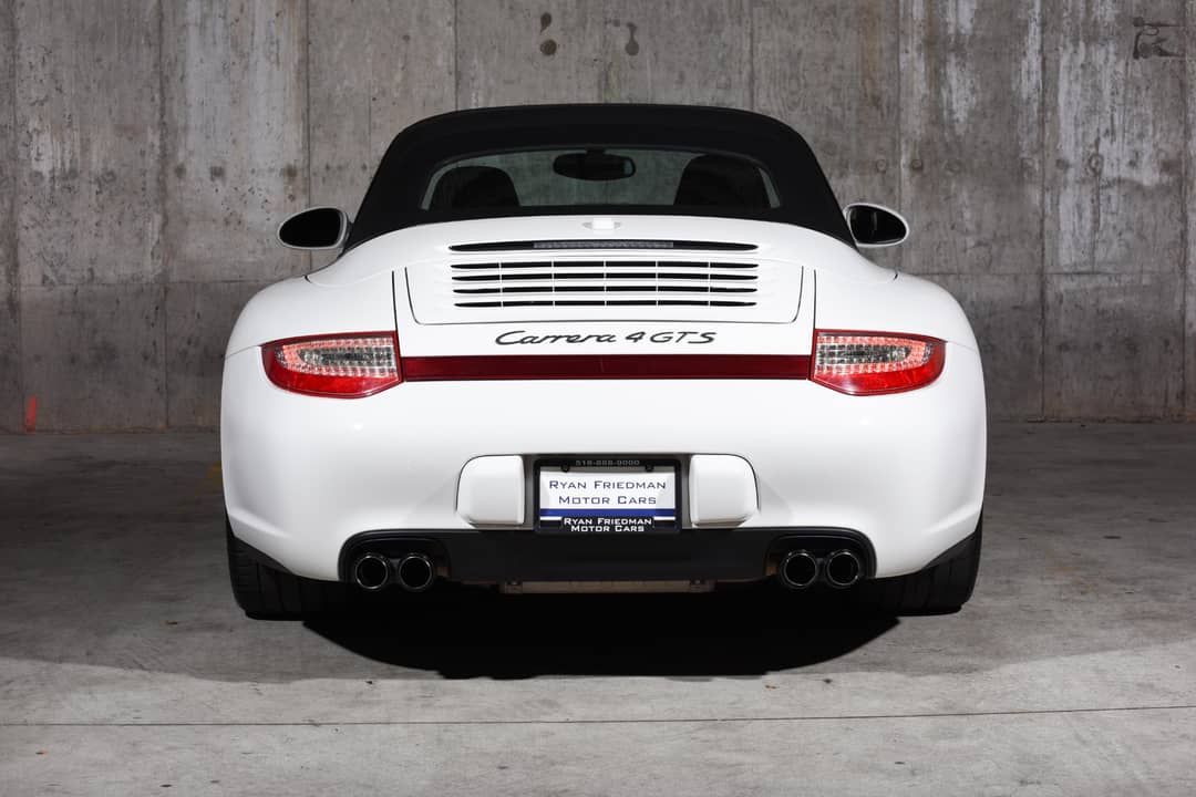 2012 Porsche 911 Carrera 4 GTS — photo 34