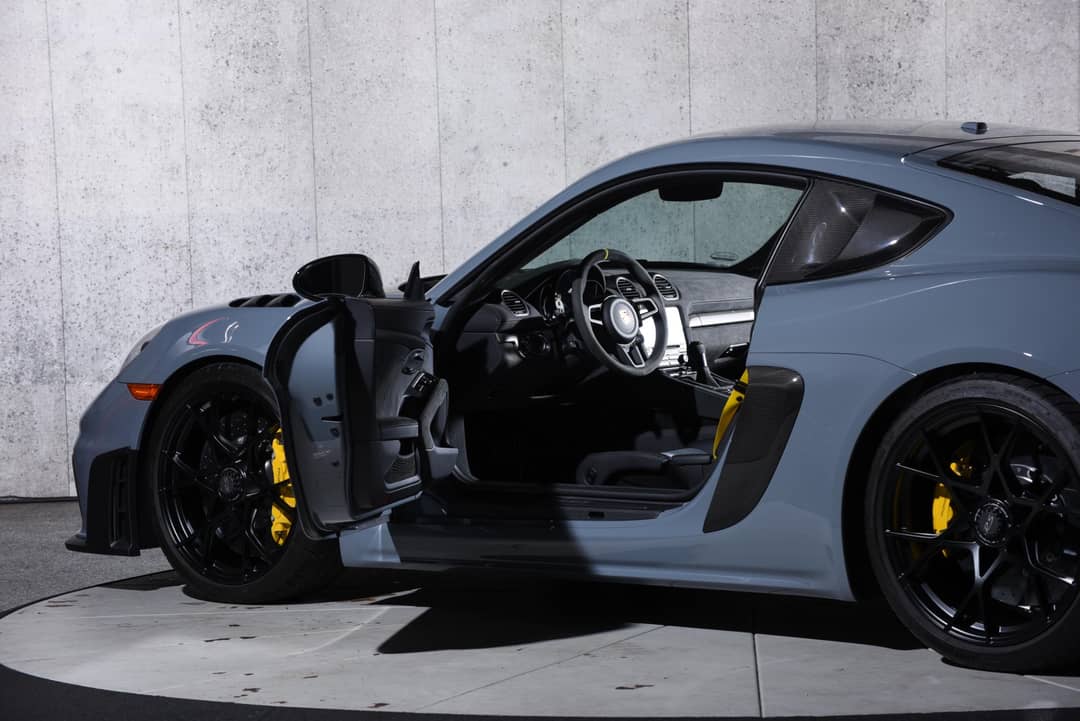 2024 Porsche 718 Cayman GT4 RS — photo 19