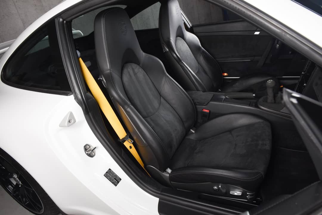 2010 Porsche 911 GT3 — photo 16