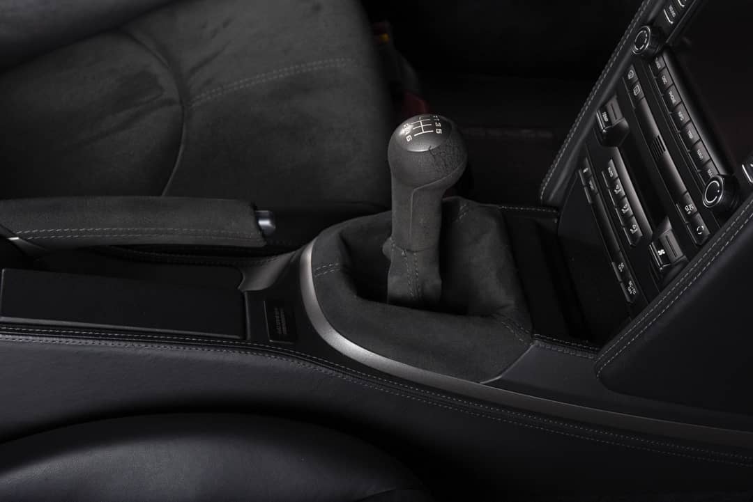 2010 Porsche 911 GT3 — photo 24